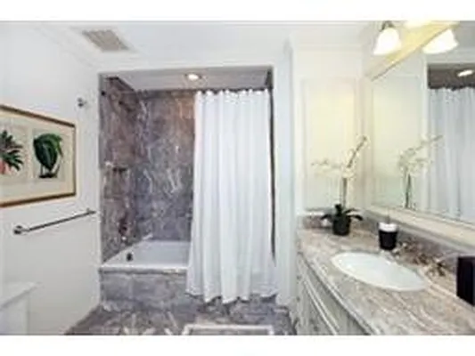 Rented by Douglas Elliman | media 10
