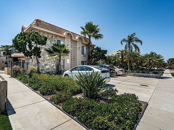 2nd image of 4620 Hawley Blvd #104