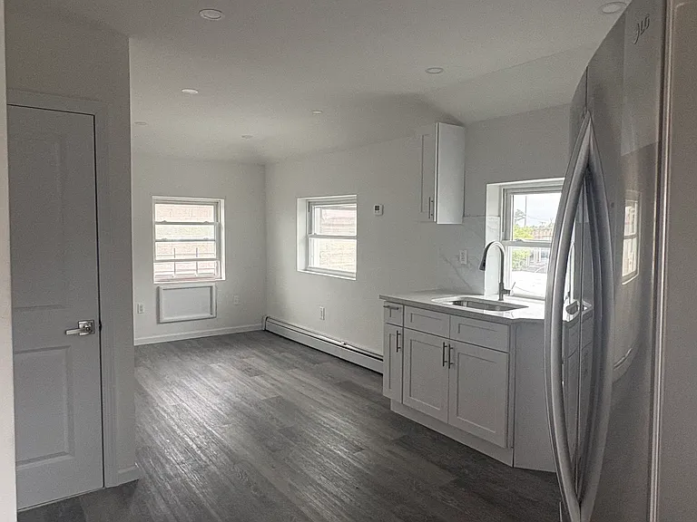 308 Beach 86th St #3 — Photo 4