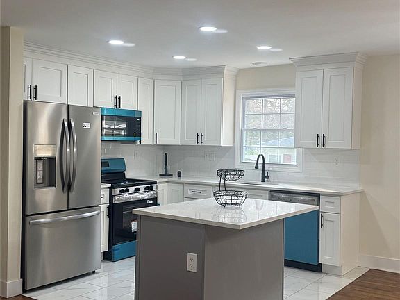 3rd image of 669 Vassar Road