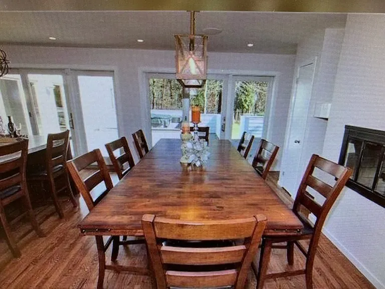 10 Honeysuckle Ln — Photo 5