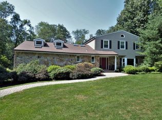 3 Running Brook Ct, Denville, NJ 07834