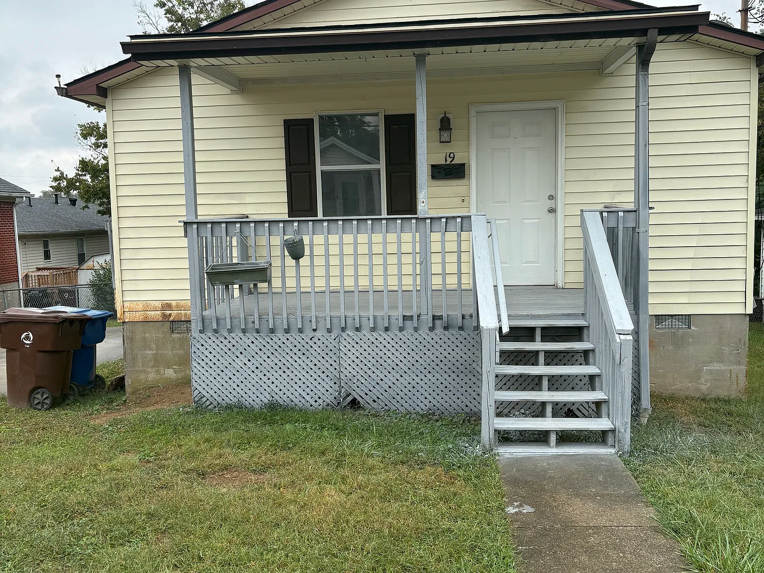 3rd St, Winchester — Photo 1