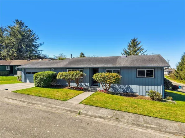 6170 Abrahamsen Ct, Eureka, CA 95503