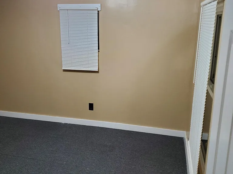 107 Chandler Ave #MANUFACTUR — Photo 19