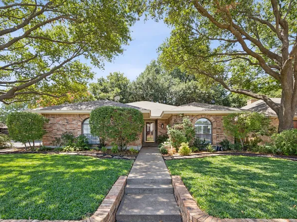 1901 Berrybrook Dr, Fort Worth, TX 76134