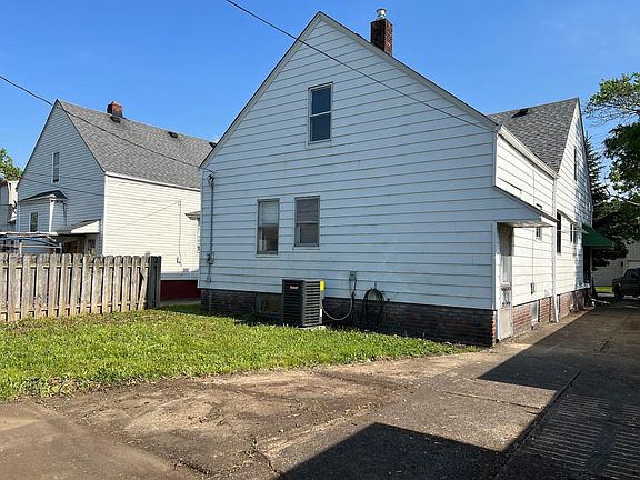 3rd image of 7202 Brownfield Dr
