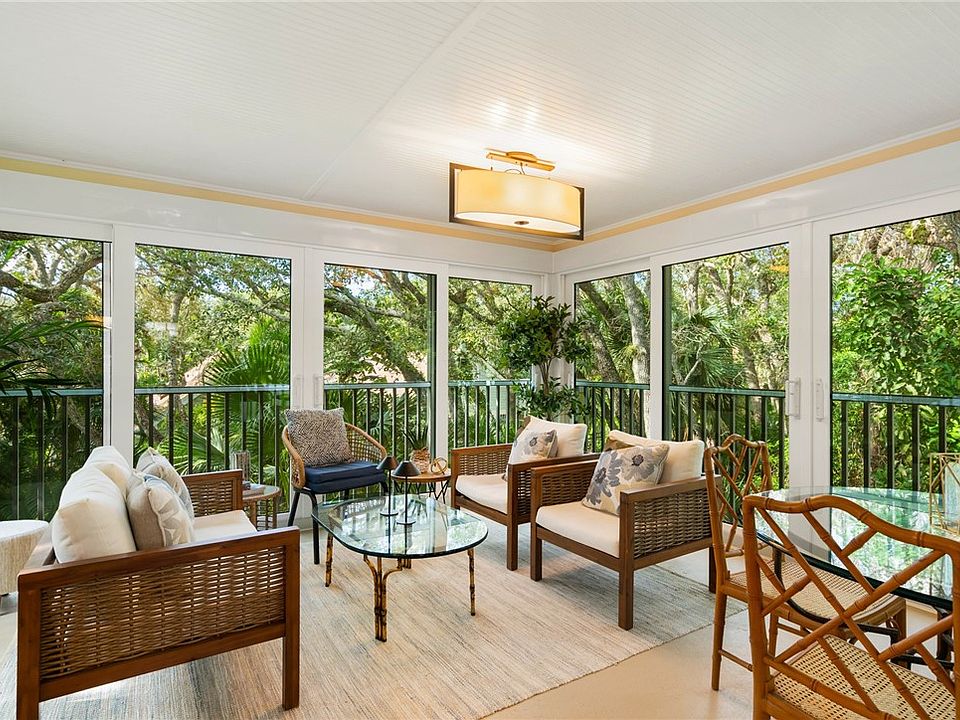 1st image of 1385 Winding Oaks Cir W APT 706