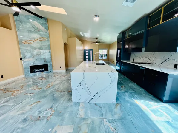 8709 E Gail Rd, Scottsdale, AZ 85260