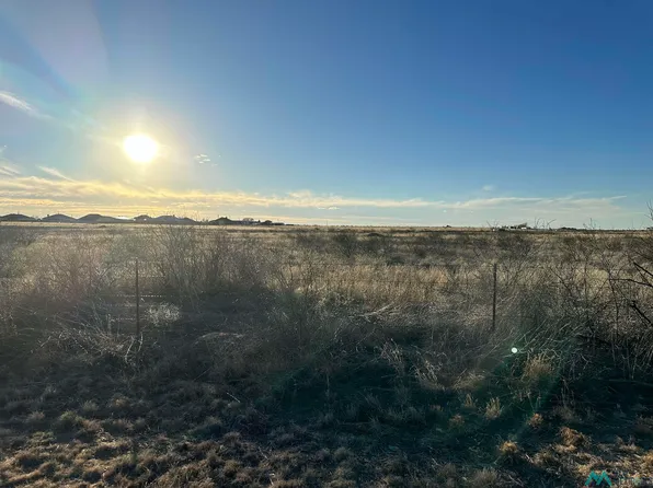 N Rolling Meadows St, Hobbs, NM 88242
