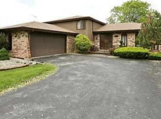 1004 E 193rd Pl, Glenwood, IL
