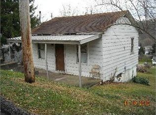 143 Summit St, Spencer, WV 25276