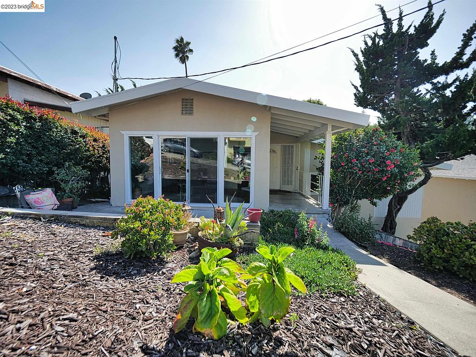 9015 Castlewood St, Oakland, CA 94605 Zillow