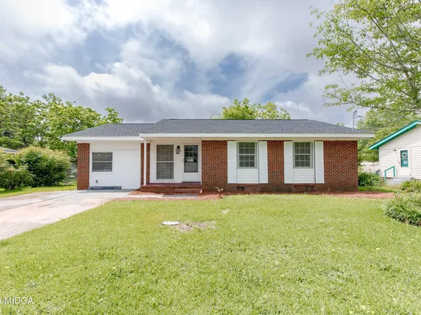 312 Spruce St, Fort Valley, GA 31030