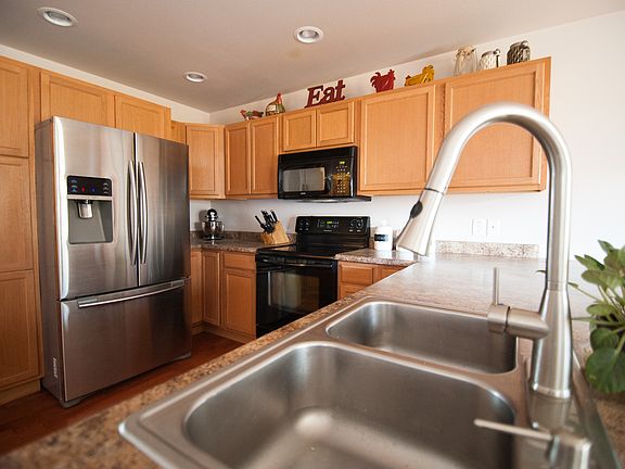 2nd image of 1713 Walsh Ct