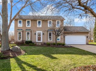 4206 Meadow Wood Ln, Uniontown, OH 44685