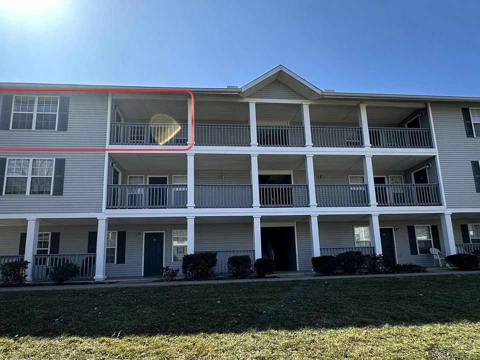 1st image of 15 S Shafer St APT 1507