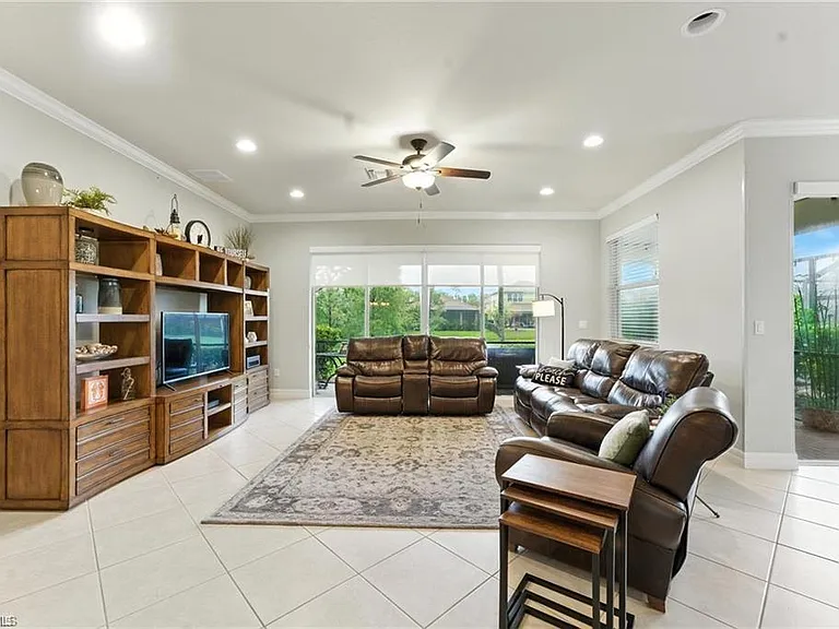6899 Del Mar Ter — Photo 14