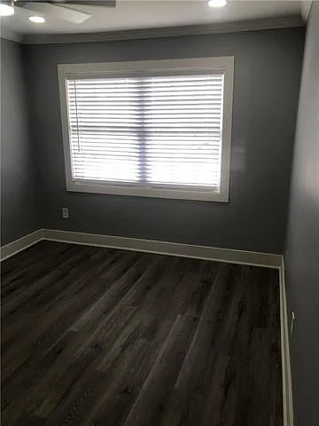 71 New England Ct — Photo 3