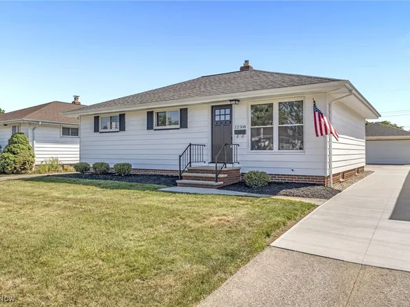 12508 Eastwood Blvd, Garfield Heights, OH 44125