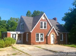 2689 Harris Henrietta Rd, Mooresboro, NC 28114