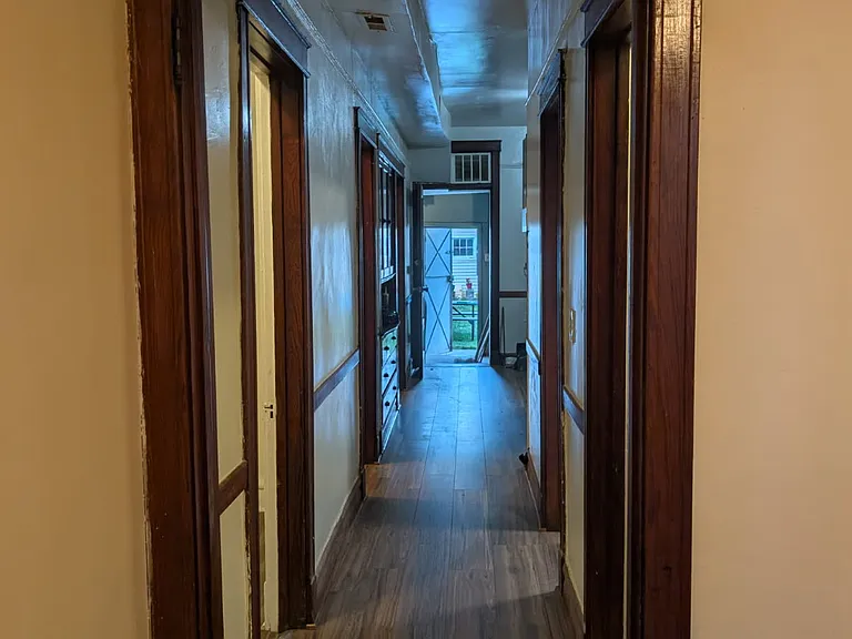 2839 S Harding Ave #1 — Photo 5