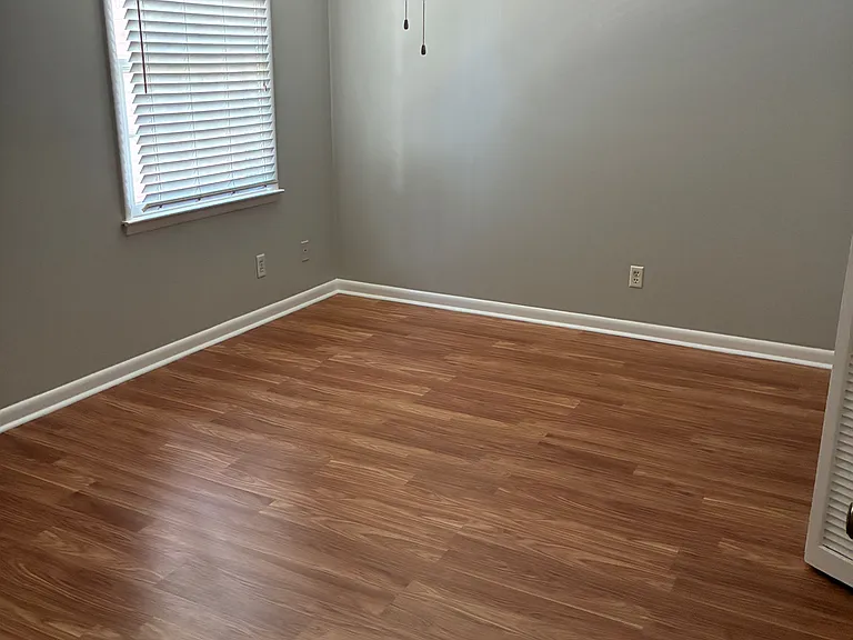 455 Mall Blvd #35 — Photo 23