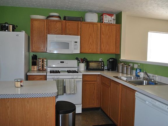 5th image of 4700 Grandover Dr