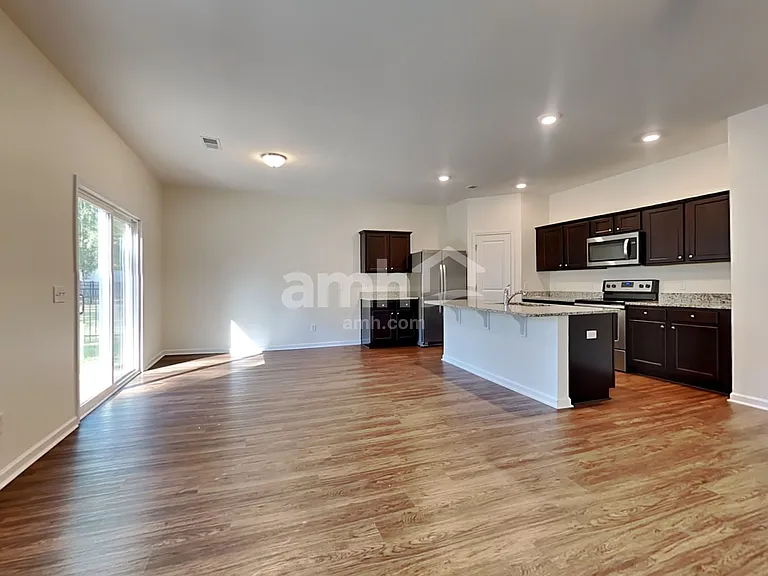200 Orion Way — Photo 5