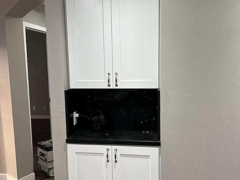 Coffee/Bar Section, complete with power including USB C plugs.
