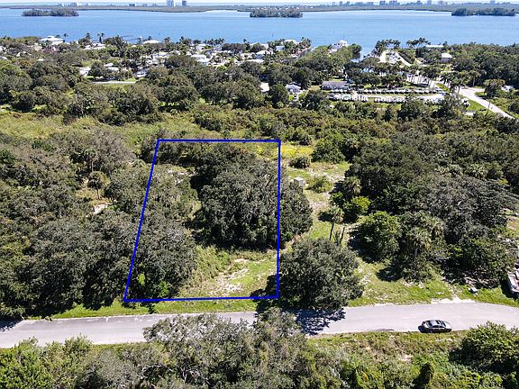 2nd image of 4108 Mariner Oaks Way