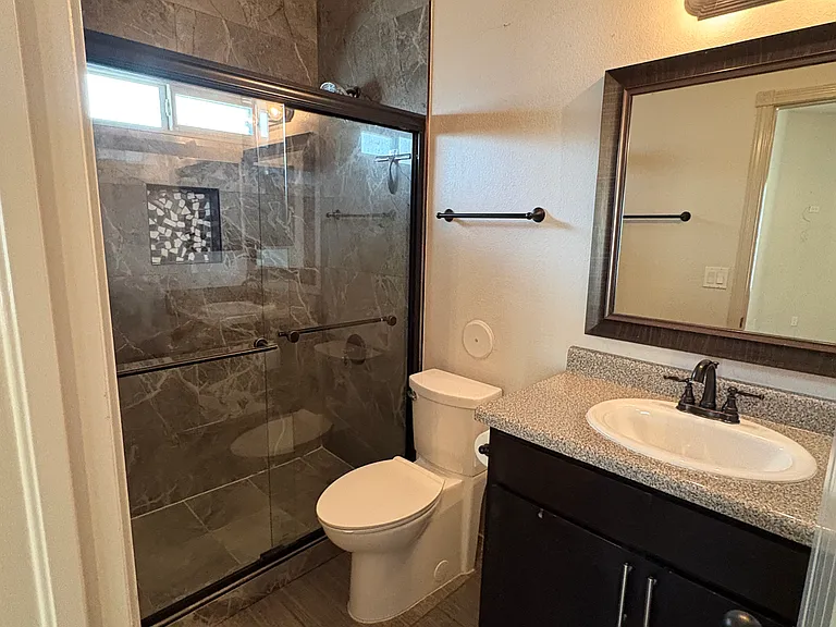 13195 Wellington Dr — Photo 5
