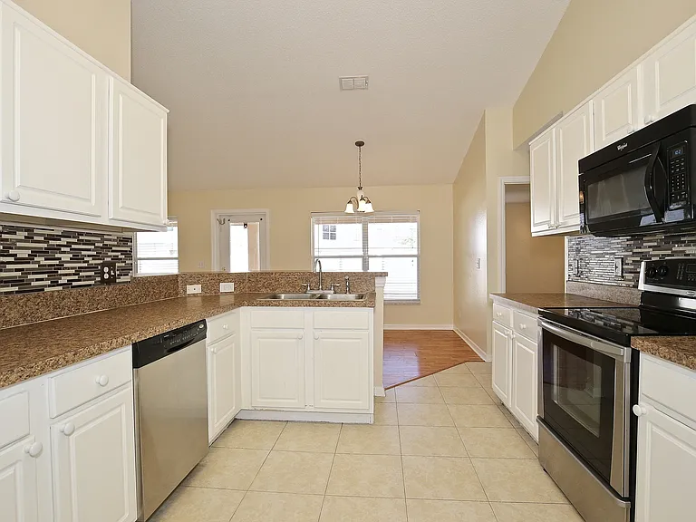 1804 Peace Pl — Photo 6