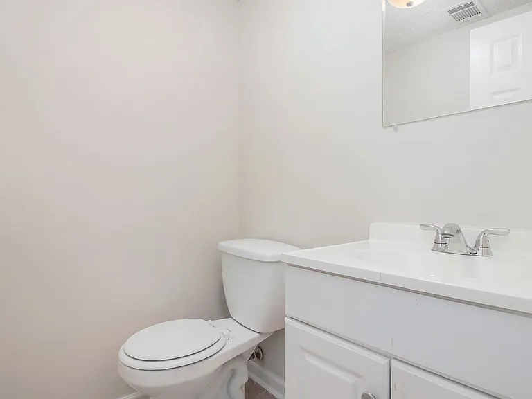 3470 Framingham Dr — Photo 13