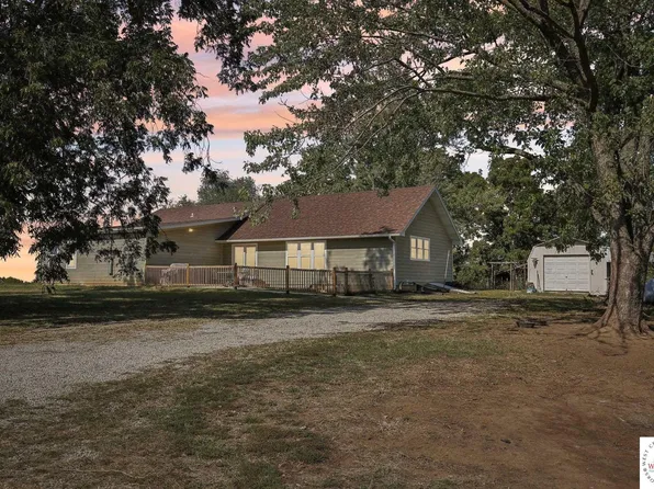 825 SE State Route 13, Leeton, MO 64761