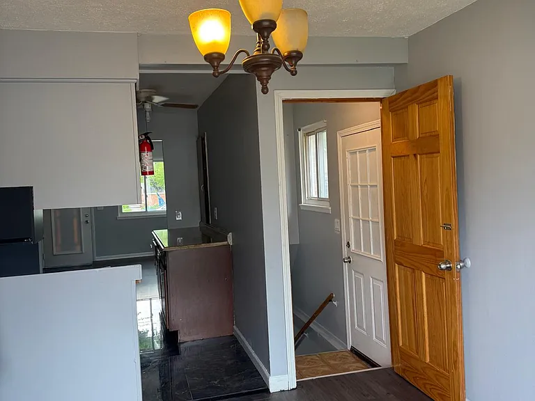 6042 Highview St — Photo 16