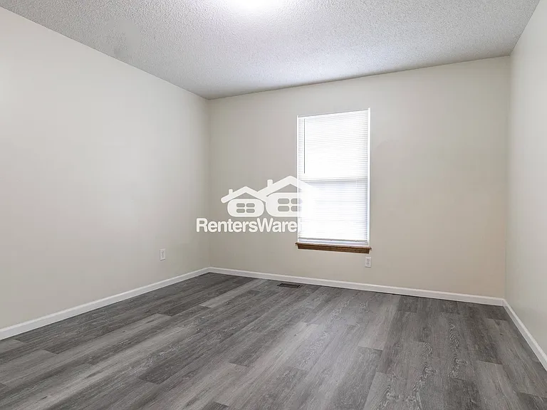 1500 Galway Ct — Photo 12