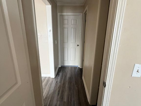 2nd image of 846 E Saddlewood St APT B