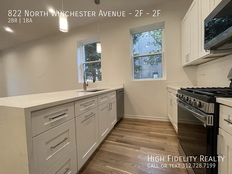 822 N Winchester Ave #2F — Photo 5
