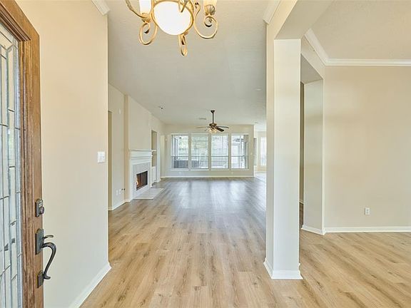 3rd image of 3227 Willow Wood Trl
