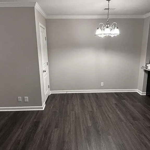 172 Alexander Blvd — Photo 5