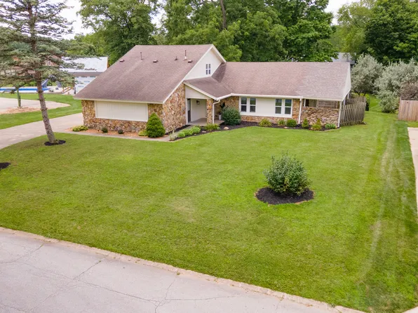 1110 Pendle Hill Ave, Pendleton, IN 46064