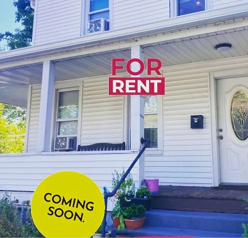 1 bed, 450 sqft, $2,100 — Photo 1