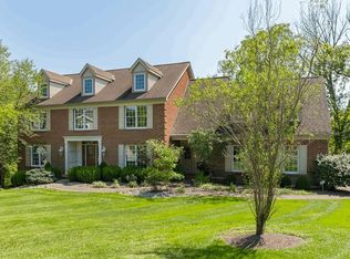 9253 Applecrest Ct, Cincinnati, OH 45242