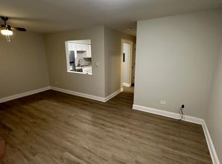 1754 E Oakton St APT 103, Des Plaines, IL 60018