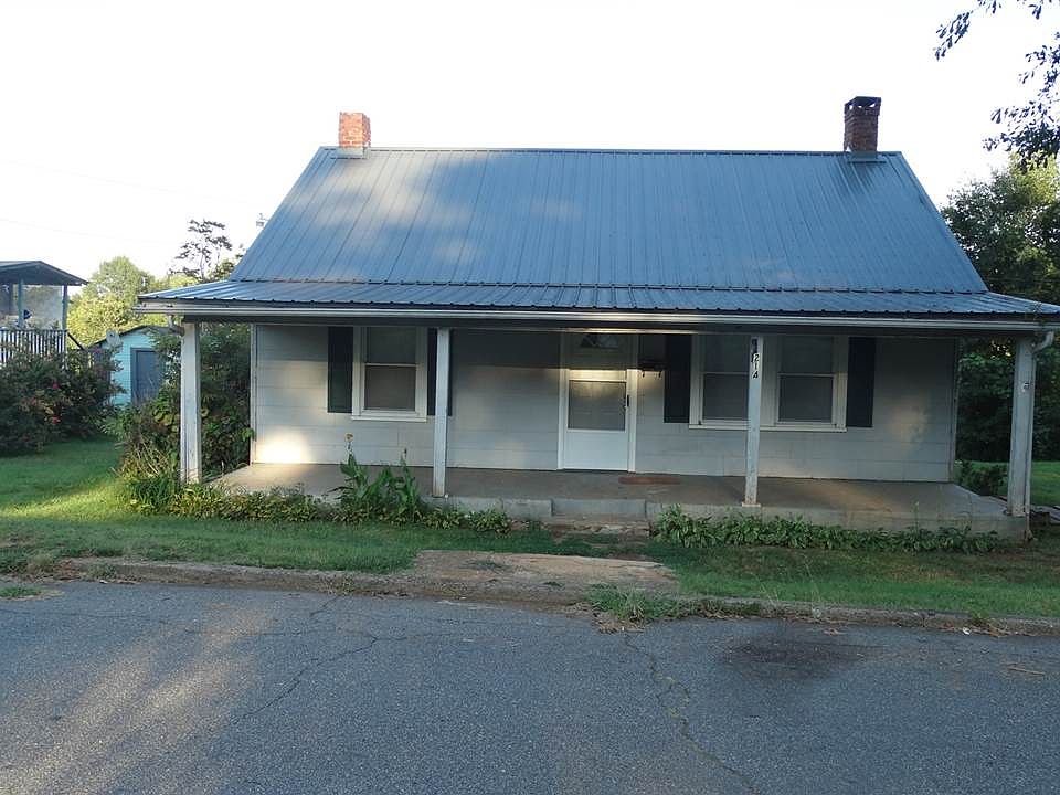 1st image of 214 Church St