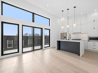 173 Maverick #PENTHOUSE 305, Boston, MA 02128