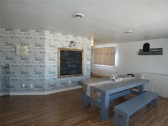 3rd image of 4712 N 25 W