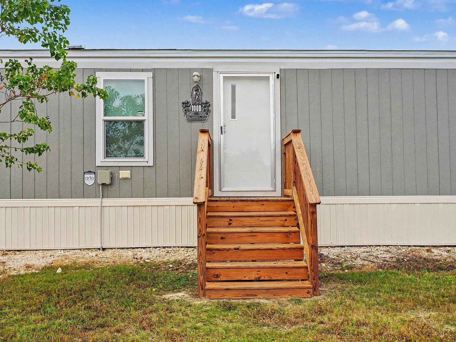 3 bed, 2.0 bath, 924 sqft, $1,200 — Photo 4