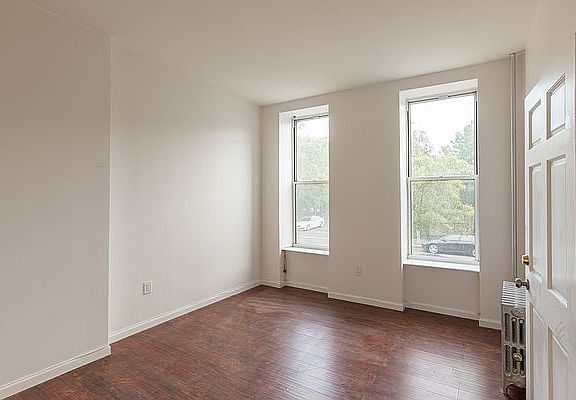 5th image of 805 Herkimer St #2